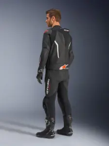חליפת עור 2 חלקים אלפינסטארס ALPINESTARS GP Force V2 2PC שחור לבן אדום פלואורסצנטי – תמונה 3