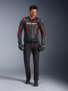 מעיל עור אלפינסטארס ALPINESTARS GP Force V2 Airflow שחור אדום פלואורסצנטי – תמונה 2