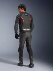 מעיל עור אלפינסטארס ALPINESTARS GP Force V2 Airflow שחור אדום פלואורסצנטי – תמונה 5