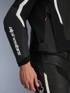 מעיל עור אלפינסטארס ALPINESTARS GP Force V2 Airflow שחור לבן – תמונה 8