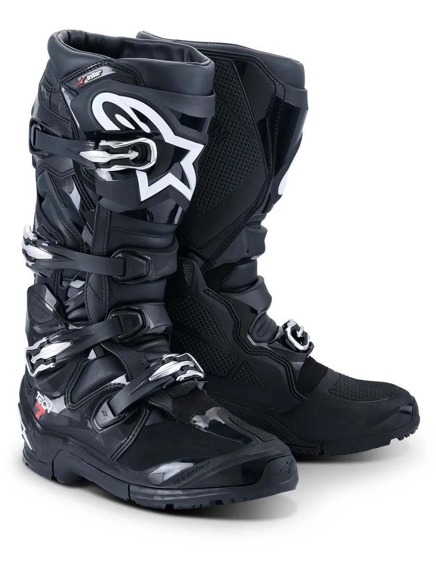 מגפי רכיבת שטח Alpinestars Tech 7 Enduro בצבע שחור לבן מגפי רכיבת שטח אלפינסטארס Alpinestars Tech 7 Enduro בצבע שחור לבן