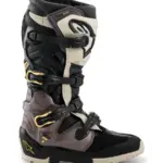מגפי רכיבת שטח אלפינסטארס Alpinestars Tech 7 Enduro Drystar בצבע שחור אפור כהה זהב