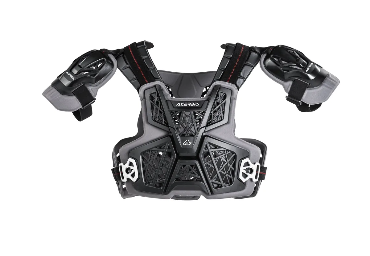 מגן גוף צבי צב ACERBIS Gravity בצבע שחור מגן גוף צבי צב ACERBIS Gravity בצבע שחור