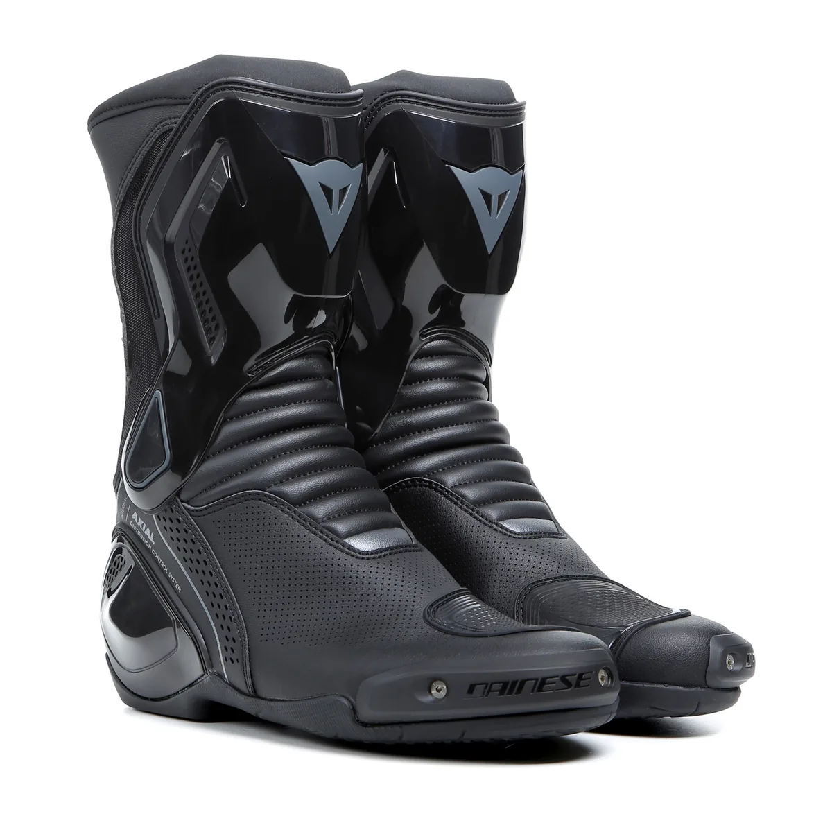 זוג מגפי רכיבה DAINESE Nexus 2 Air בצבע שחור זוג מגפי רכיבה DAINESE Nexus 2 Air בצבע שחור