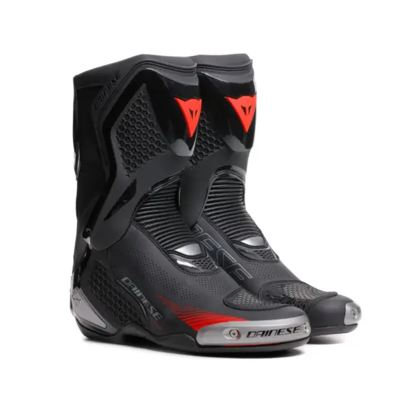 מגף רכיבה DAINESE Torque 4 Air בשחור עם פרטים באדום