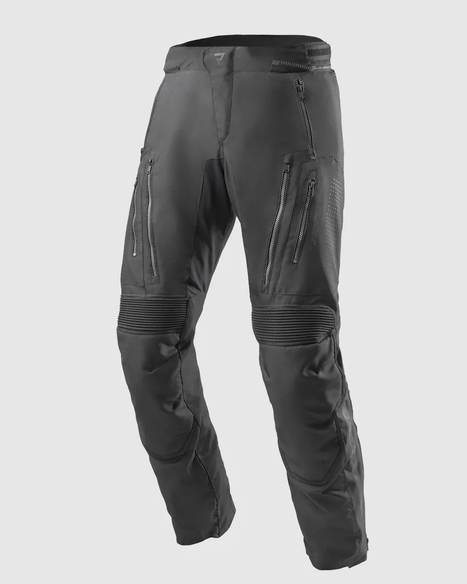 מכנס רכיבה טורינג REBELHORN Hiker IV שחור מבט קדמי מכנס רכיבה טורינג REBELHORN Hiker IV שחור מבט קדמי