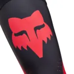 גרבי רכיבת שטח פוקס FOX Flexair Knee Brace 25 אדום זוהר – תמונה 2
