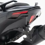 מכסה פנס אחורי BCD Design ל-YAMAHA TMAX 560 2022-2026 שחור מבריק – תמונה 2
