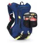 תיק שתייה לרכיבה USWE Moto Hydro 8L כחול – תמונה 3