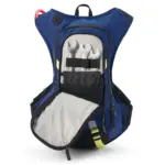 תיק שתייה לרכיבה USWE Moto Hydro 8L כחול – תמונה 4